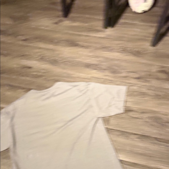 DC Men's Light Gray Tee with Blue Graphic - Picture 4 of 4